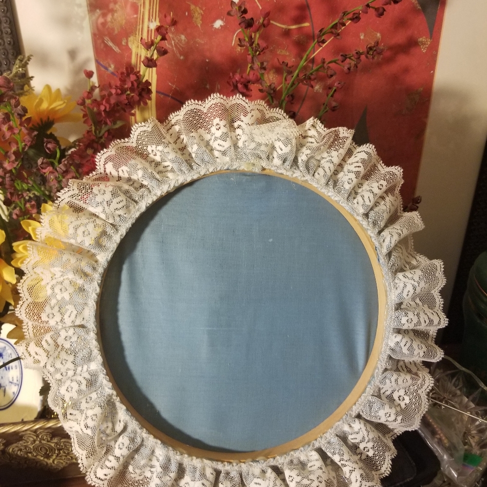 Home decorating - Picture 3 of 5